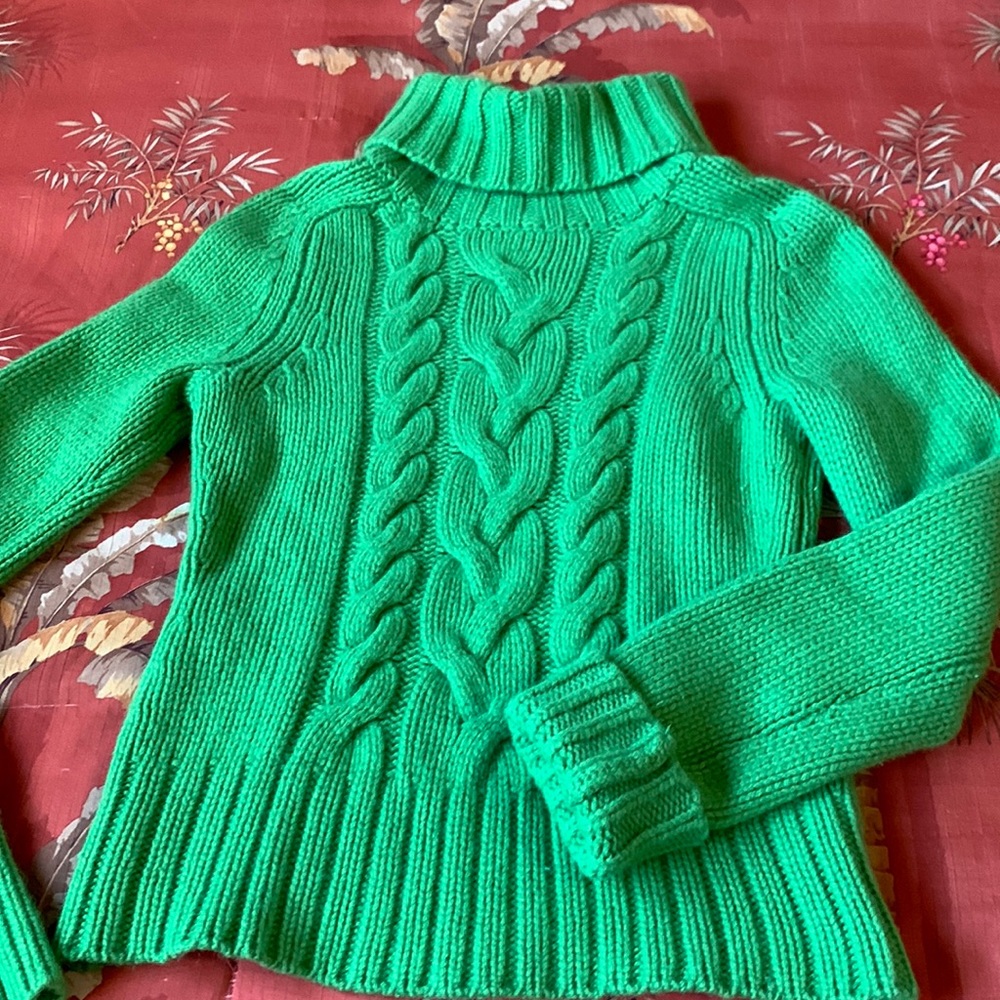 Darling cable knit sweater